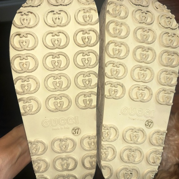 Gucci Interlocking G Logo Rubber Slides - Picture 2 of 4